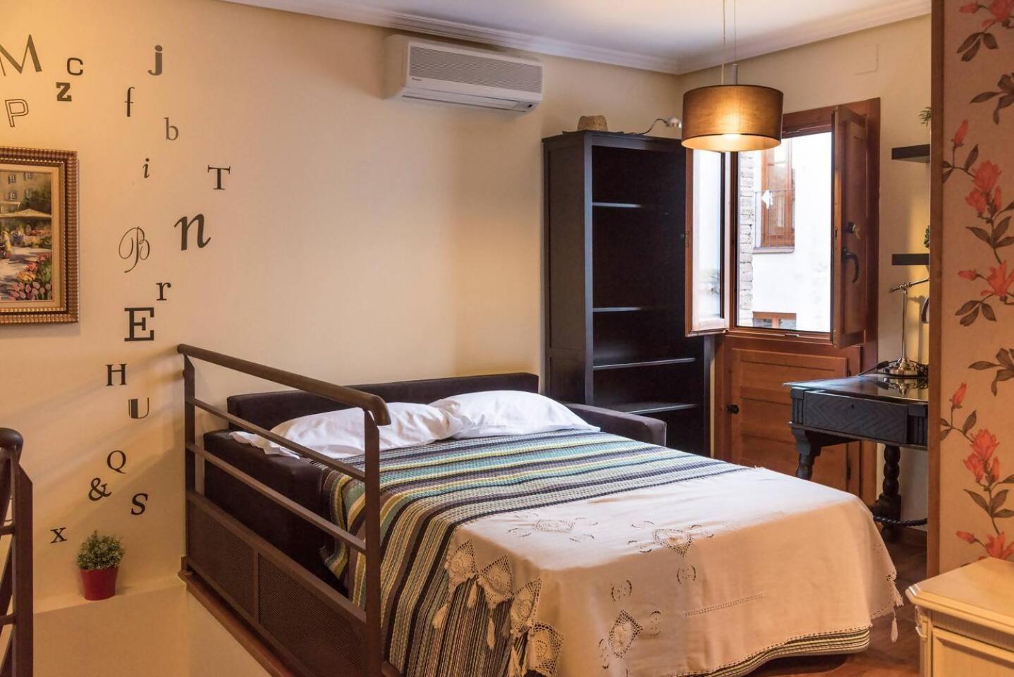 La Dama Del Jardin Del Nuncio Apartman Toledo Kültér fotó